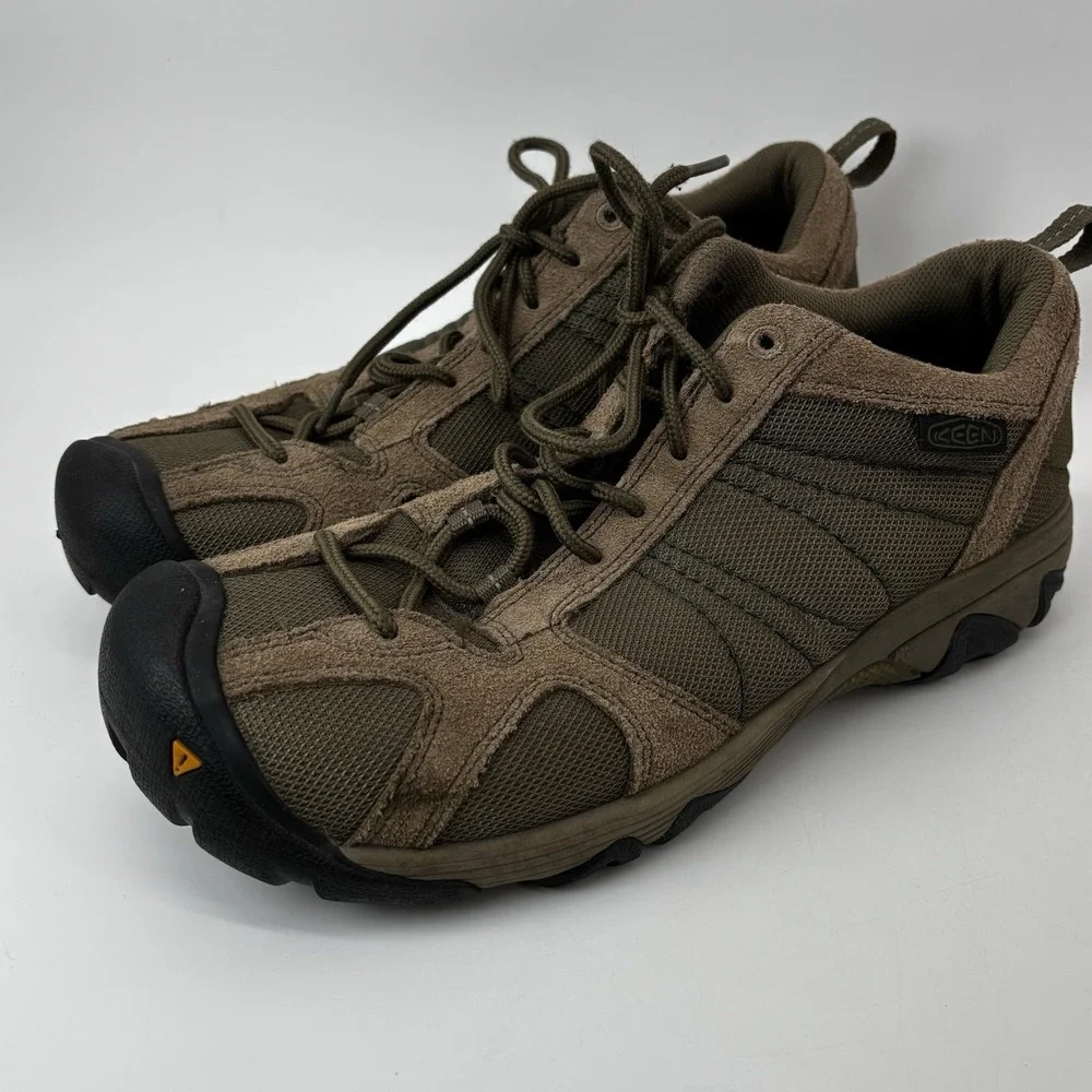 Keen men hiking